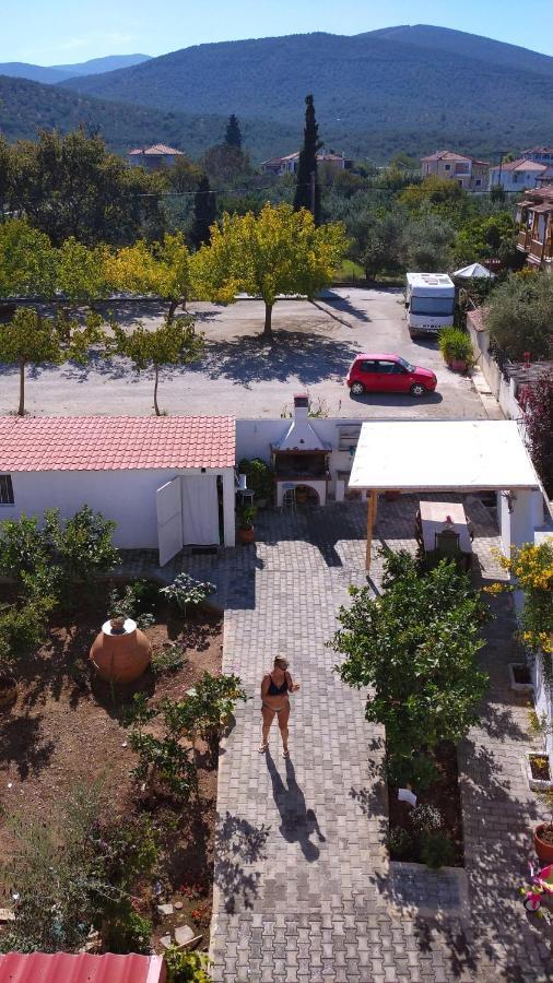 Δωματια Ξανθουλα Xanthoyla Rooms アマイヤポリ エクステリア 写真