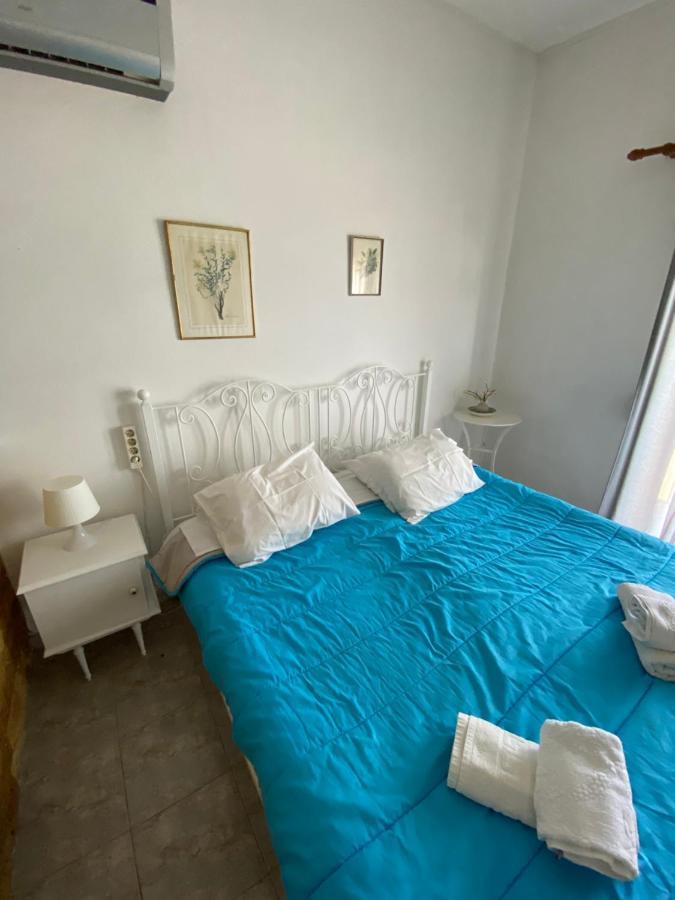 Δωματια Ξανθουλα Xanthoyla Rooms アマイヤポリ エクステリア 写真
