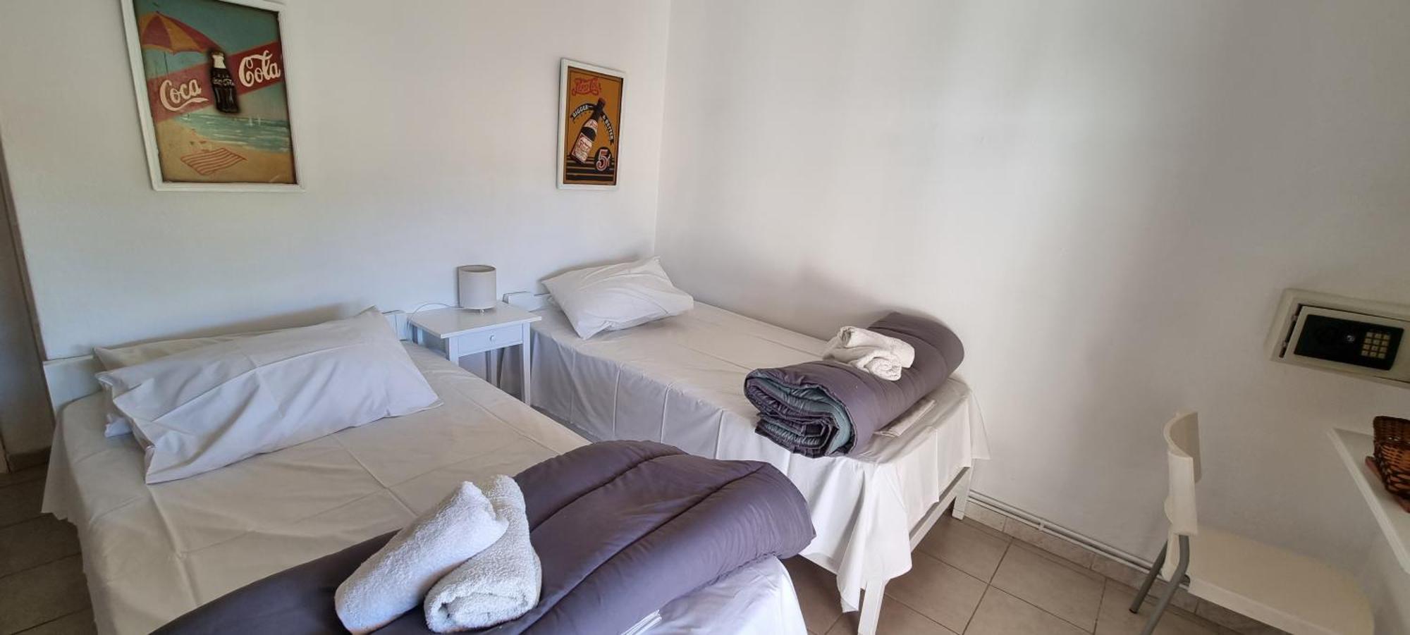 Δωματια Ξανθουλα Xanthoyla Rooms アマイヤポリ エクステリア 写真